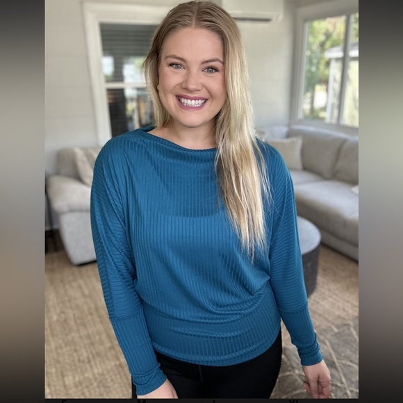 Off the shoulder, Dolman white birch blue, long sleeve shirt - Picture 1 of 5